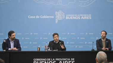 Kicillof entregó equipamiento informático para hospitales provinciales y municipales
