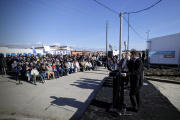 Kicillof y Magario entregaron 110 viviendas a familias de Berazategui
