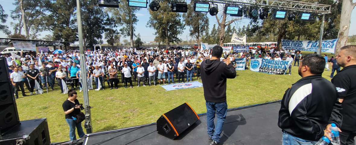 Químicos y Petroquímicos: rumbo a las elecciones, masivo respaldo a la conducción de Aveiro