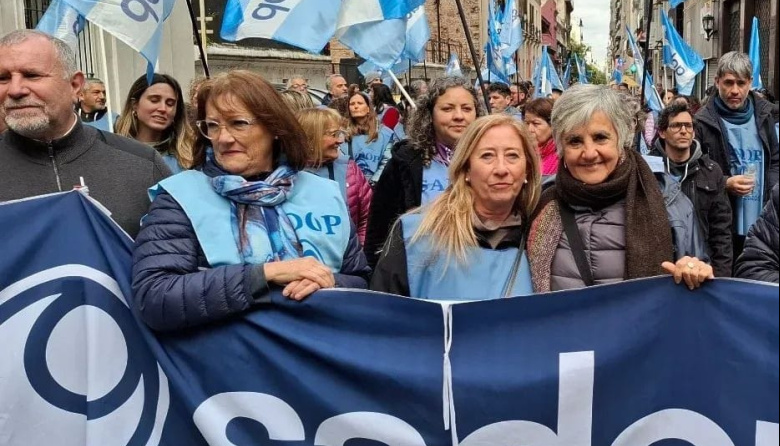 Docentes bonaerenses convocan a jornada de protesta contra recortes del Gobierno Nacional y en defensa de la Educación