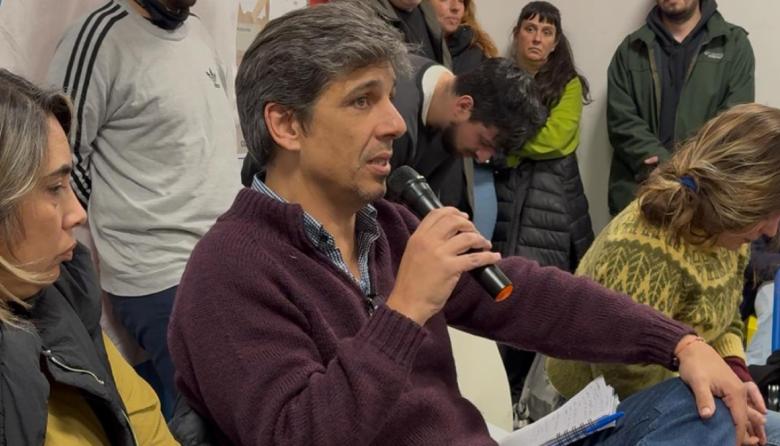 Para Petraglia, "Milei desoye al Congreso y la voz del pueblo en las calles"