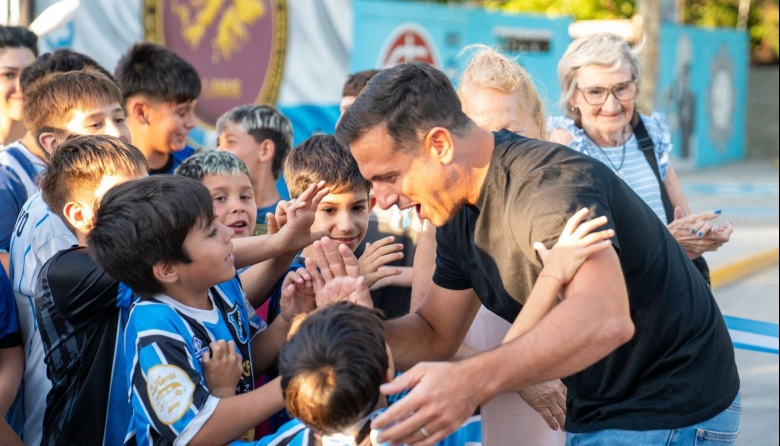 Julián Álvarez inauguró el nuevo Paseo Lineal Ferré en el Parque Central Las Colonias