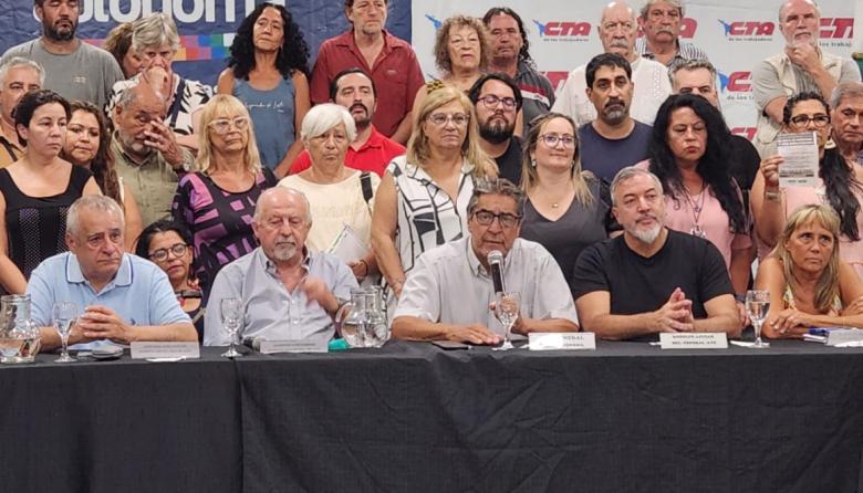 Las CTA convocan a un paro con movilización para frenar la reforma laboral