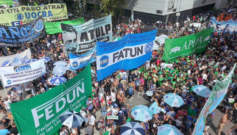 La Justicia ordena al Gobierno que actualice los salarios Docentes y No Docentes