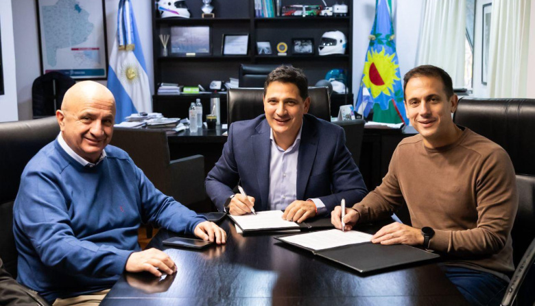 Tránsito pesado: Álvarez y Marinucci firmaron un acta de compromiso para reforzar los controles