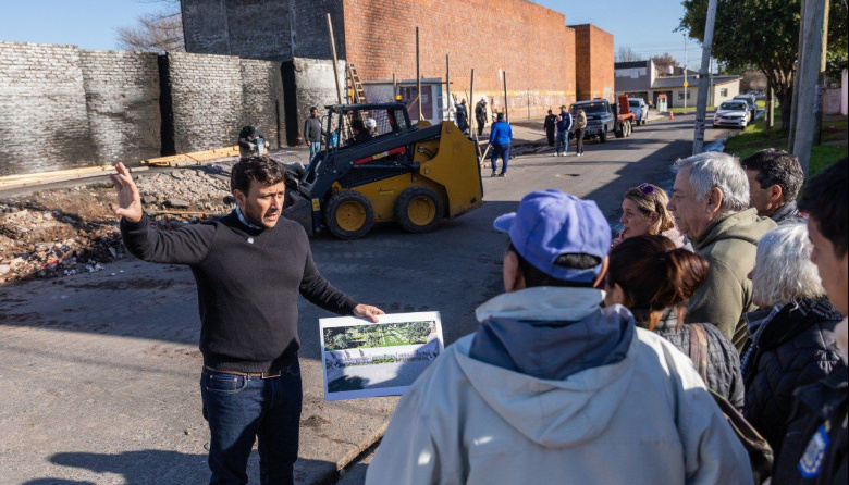 Lanús Gobierno comenzó obras en las inmediaciones del cementerio municipal