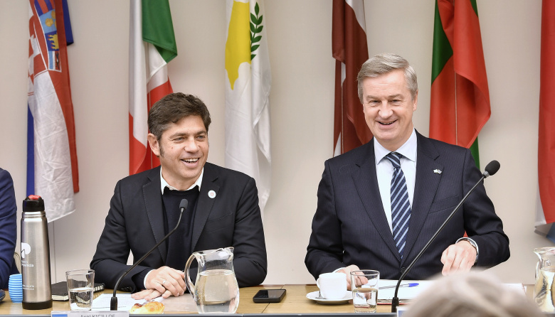 Kicillof se reunió con el embajador de la Unión Europea y representantes diplomáticos de países del bloque regional