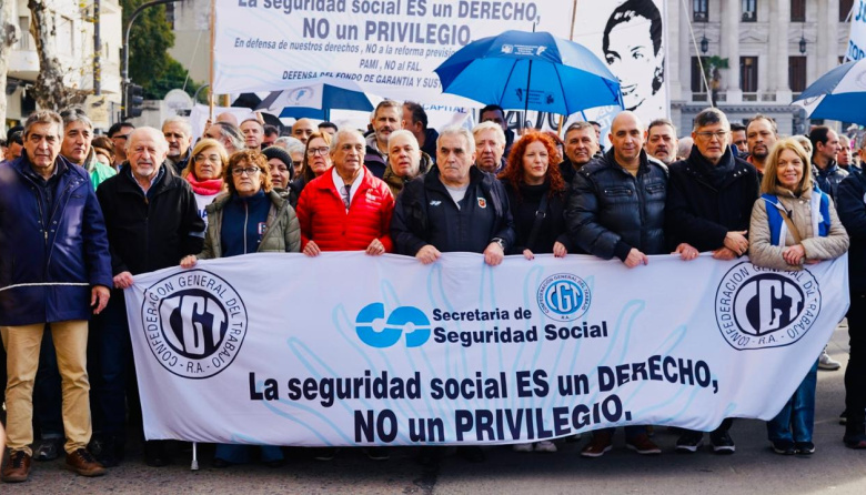 ANDUNA marchó junto a las y los jubilados