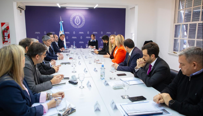 Por la visita del Papa, la Provincia participó de una reunión con autoridades nacionales