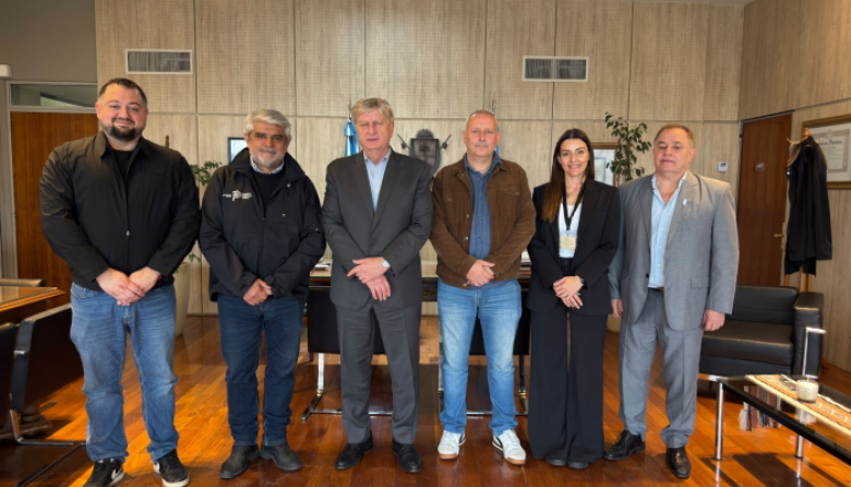 Correa se reunió con el gobernador Ziliotto y participó del Congreso FOEESITRA