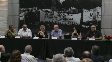 “La experiencia española para asumir los desafíos de las y los trabajadores en este tiempo”: Yolanda Díaz junto a las tres Centrales Sindicales