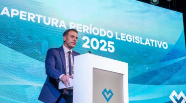 Julián Álvarez llamó a "coordinar palabra con acción" y ratificó: "En Lanús, lo que decimos que vamos a hacer, lo hacemos" 