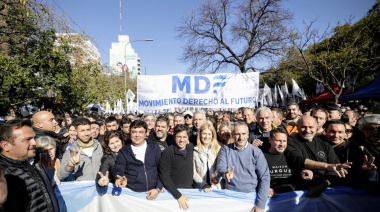 Kicillof participó de la marcha en apoyo a Cristina Fernández de Kirchner