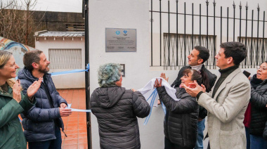 Julián Álvarez y Leandro Decuzzi inauguraron el Centro Comunitario Mamá Antula