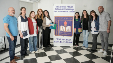 Magdalena Sierra entregó subsidios en instituciones educativas de Avellaneda