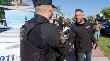 Lanús: Castillo presentó el informe de Seguridad 2025 a concejales