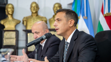 Julián Álvarez inauguró un nuevo período de sesiones ordinarias y adelantó: "Decidimos no especular y dar curso al plan de obras con fondos municipales"