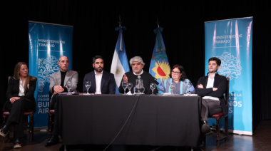 Correa: “Es imperioso regular el trabajo para cuidar a quienes lo ejercen”