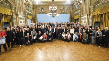 Kicillof y Kreplak se reunieron con intendentes para repudiar el ajuste del Gobierno nacional en materia de salud