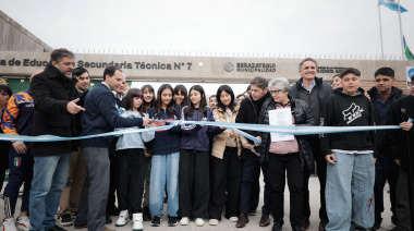 Kicillof inauguró el nuevo edificio de la Escuela Técnica 7 de Hudson