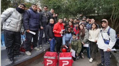 Diputados de Unión por la Patria y trabajadores de aplicaciones presentaron un proyecto de Ley para regular el trabajo en plataformas digitales