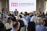 Kicillof reclamó fondos para continuar con la obra pública