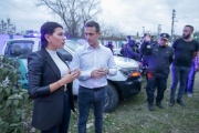Julián Álvarez y Mayra Mendoza encabezaron un megaoperativo de seguridad en el límite entre Lanús y Quilmes