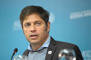Kicillof cruzó a Milei y los fondos buitre: "YPF no se vende"
