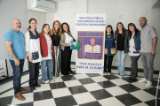 Magdalena Sierra entregó subsidios en instituciones educativas de Avellaneda