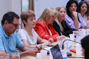 La Provincia y gremios docentes acordaron aumento salarial del 7 por ciento