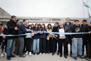 Kicillof inauguró el nuevo edificio de la Escuela Técnica 7 de Hudson