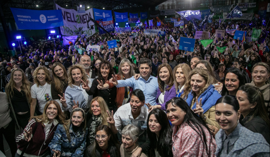 Kicillof: “Desde el primer día fueron las mujeres quienes estuvieron en la vanguardia de la resistencia y de la oposición a Milei”